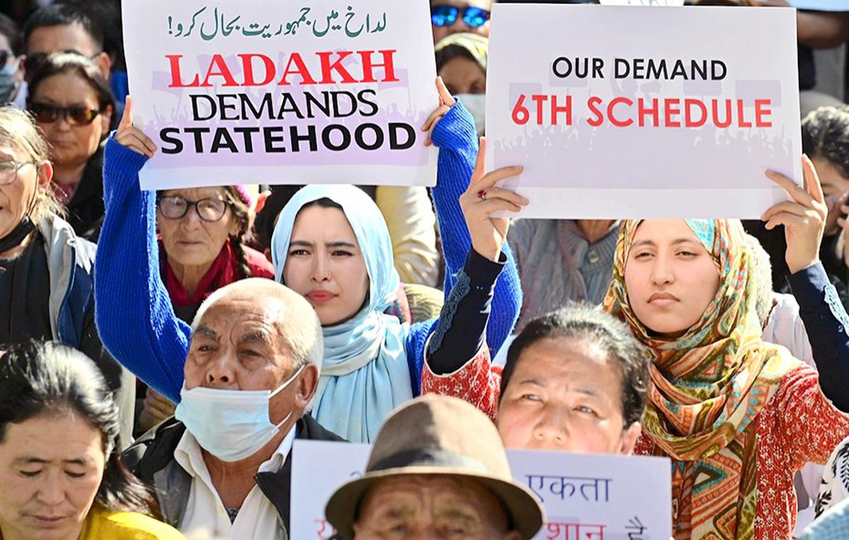 Students_from_Leh.jpg