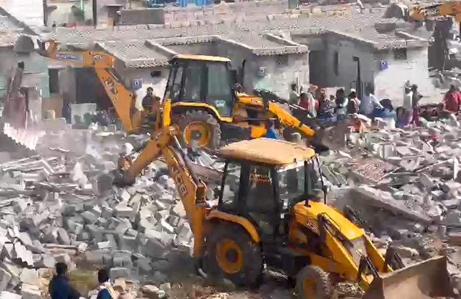 bengaluru-kogilu-layout-demolition.jpg